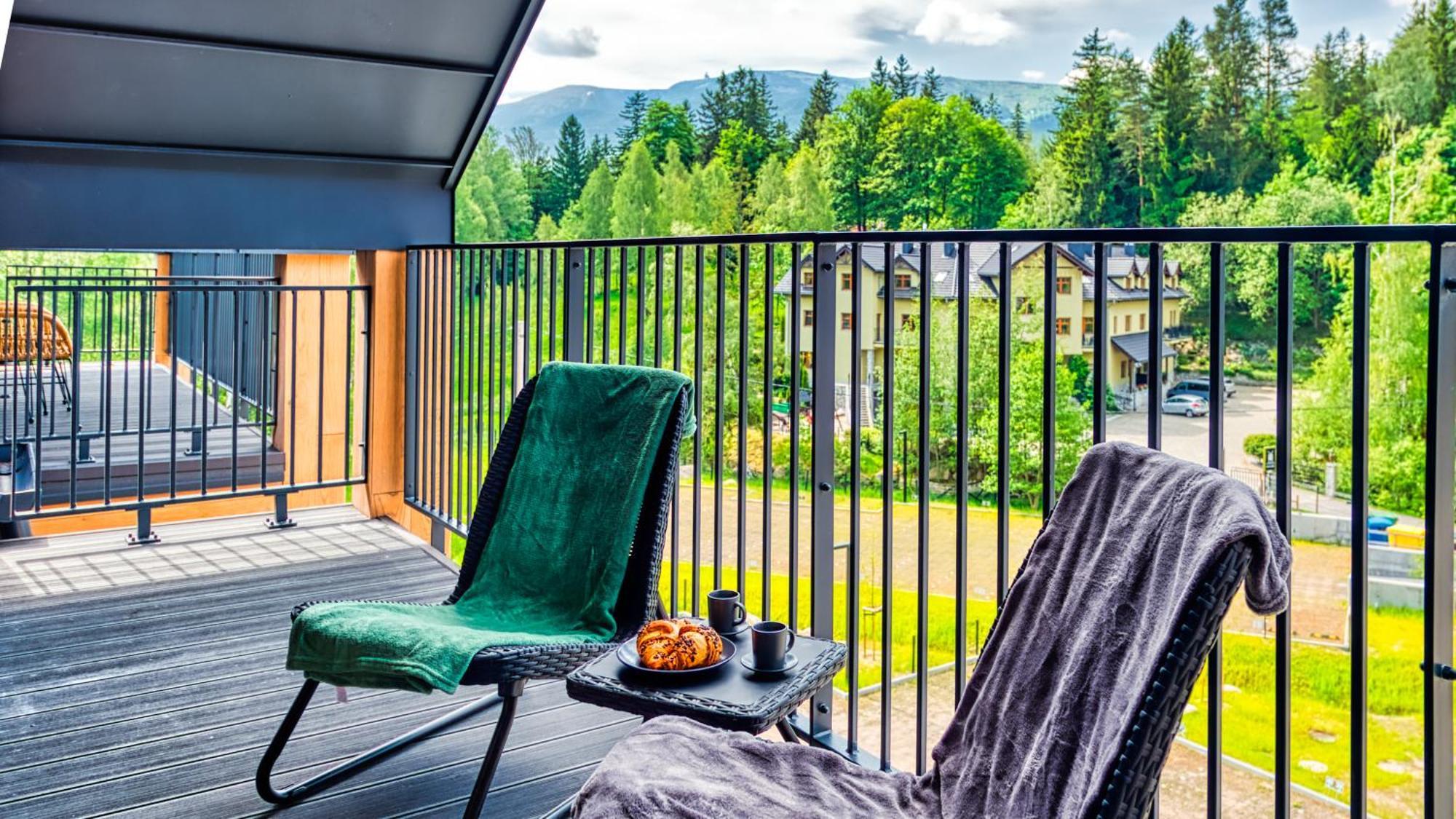 Apartamenty Sun & Snow Ostoja Parku Narodowego シクラルスカ・ポレンバ エクステリア 写真