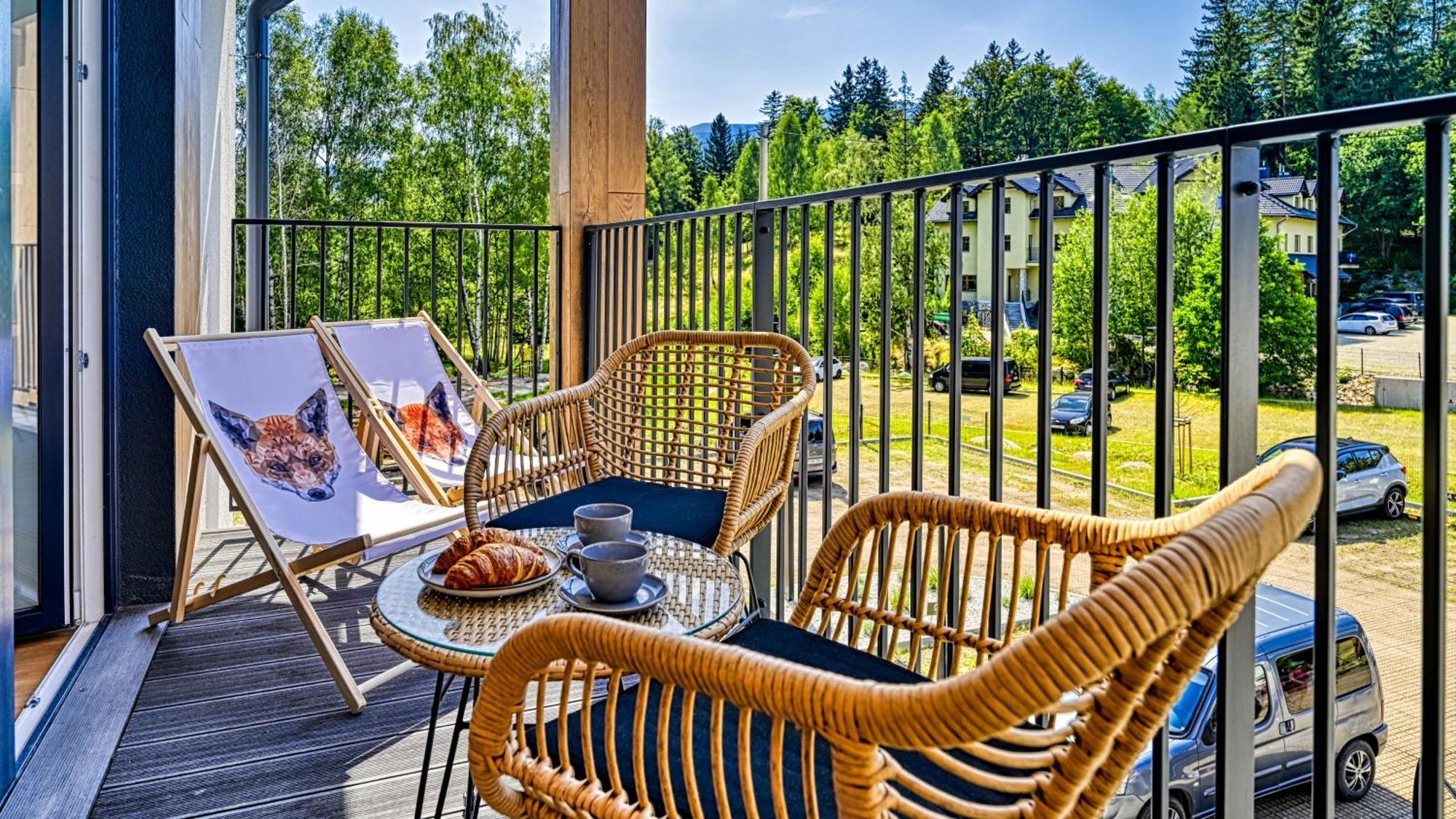 Apartamenty Sun & Snow Ostoja Parku Narodowego シクラルスカ・ポレンバ エクステリア 写真